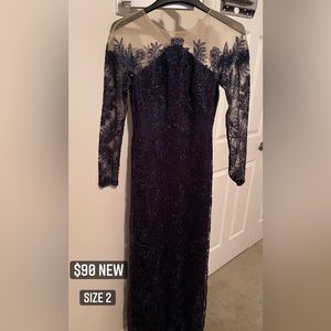 Tadashi shoji long sleeve maxi dress